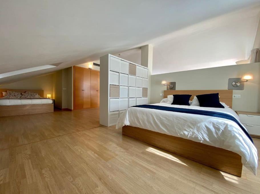 Exclusive Beachfront Penthouse Almayate Alto Exteriör bild