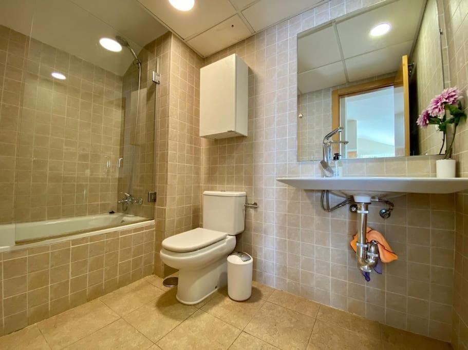 Exclusive Beachfront Penthouse Almayate Alto Exteriör bild